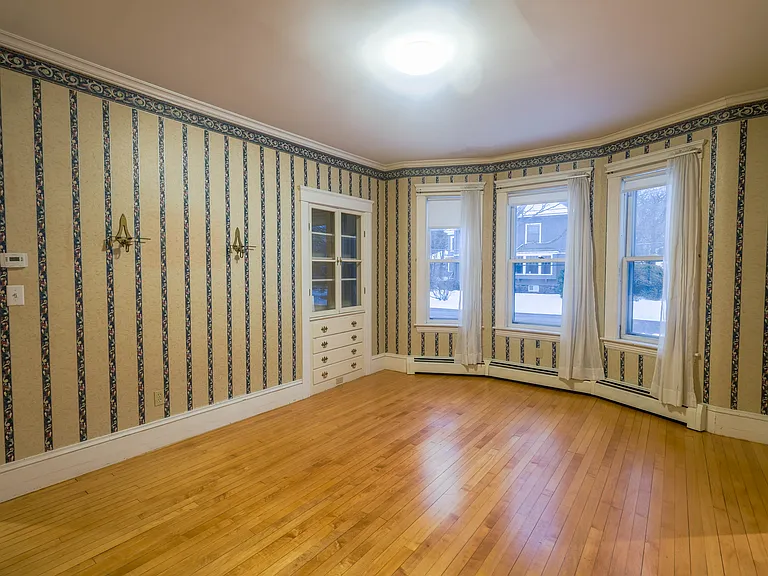 76 Walnut St — Photo 10