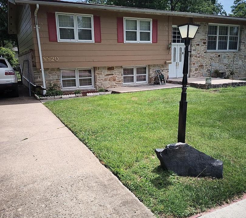 1st image of 8820 Flagstone Dr