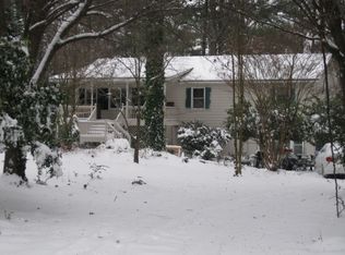 1041 Davenport Cir, Powder Springs, GA 30127