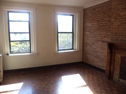 Rented by L.Nelson & Associates | media 52