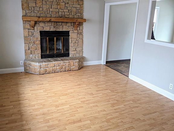 5th image of 1605 N Howard Dr