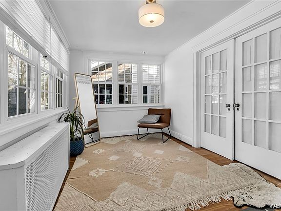 3rd image of 39 Winston Rd