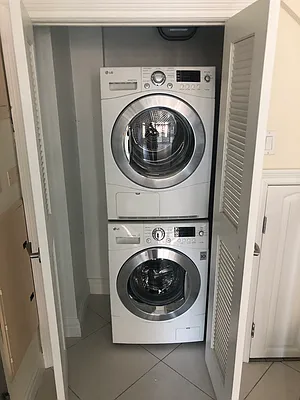 Rented by Corcoran | media 14