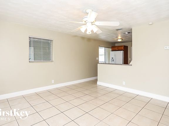 5th image of 1451 NE 32nd Ct