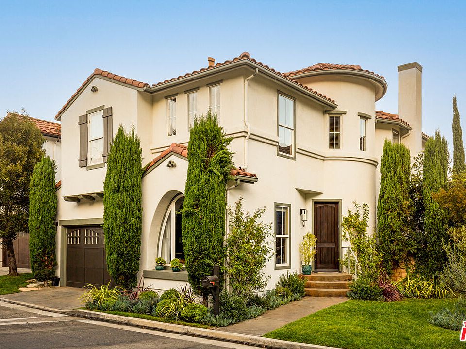 1st image of 2758 Hollyview Ct