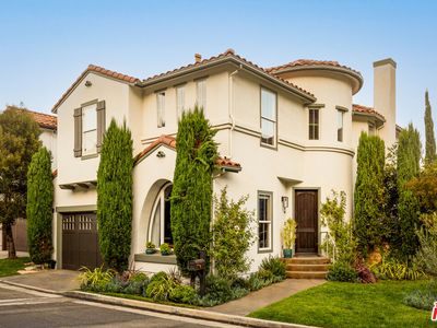 2758 Hollyview Ct, Los Angeles, CA, 90068