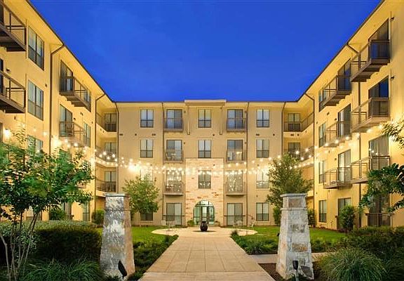 2nd image of 11501 Century Oaks Ter APT 3133