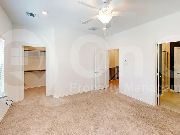 4348 Henderson Ave — Photo 11