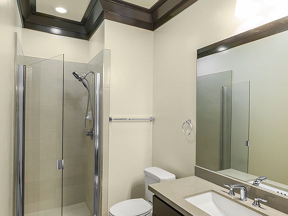 3rd image of 1110 Glenville Dr APT 206