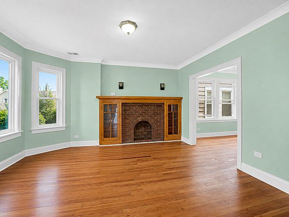 4th image of 3511 W 58th Pl