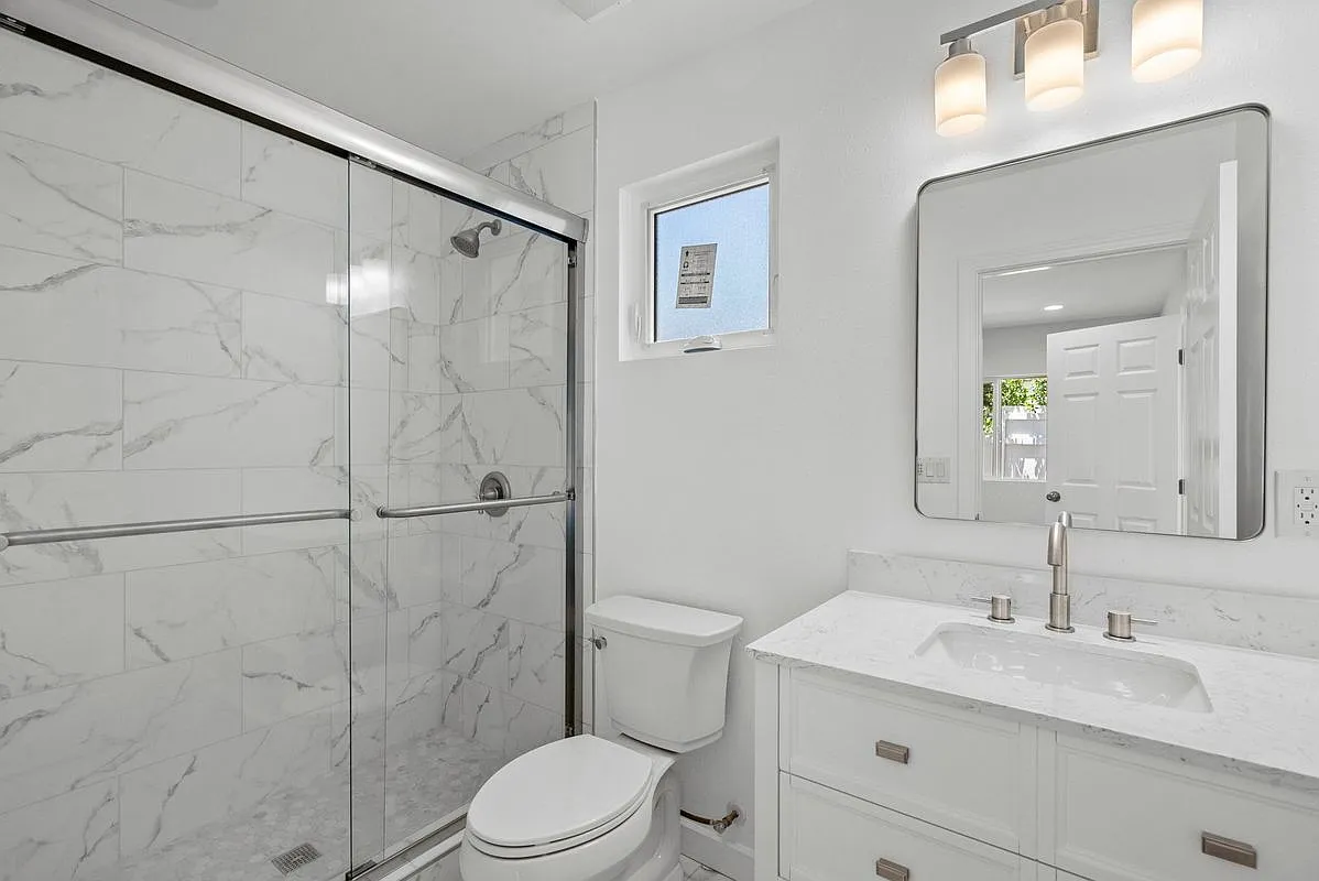 1 bed, 1.0 bath, 700 sqft, $2,000 — Photo 4