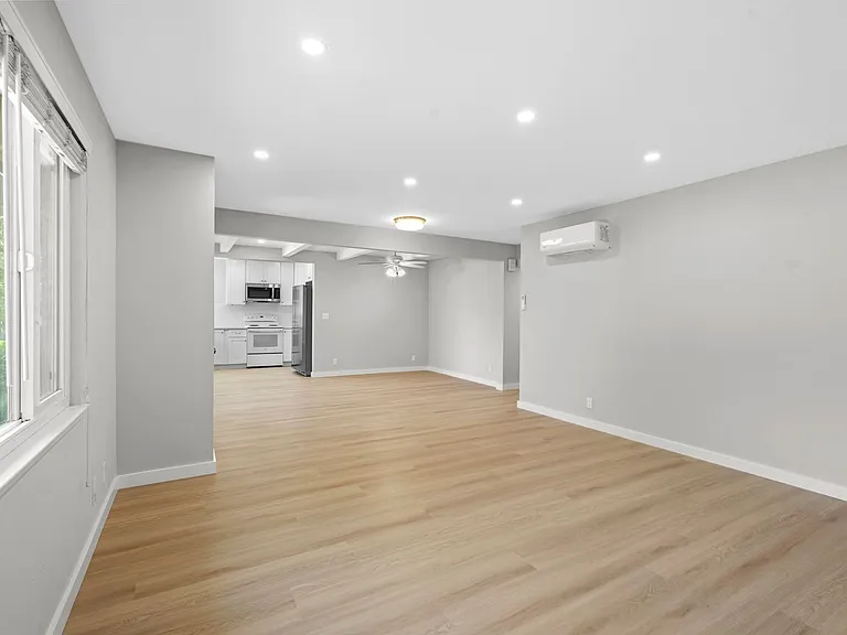836 Blair Avenue — Photo 4