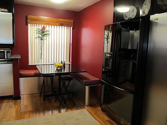 5th image of 6102 SE Landing Way Unit 9