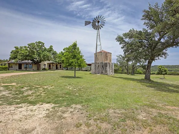 5709 Ranch Rd #965, Fredericksburg, TX 78624