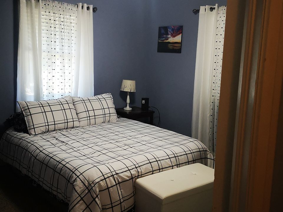 1st image of 1715 N Palmway