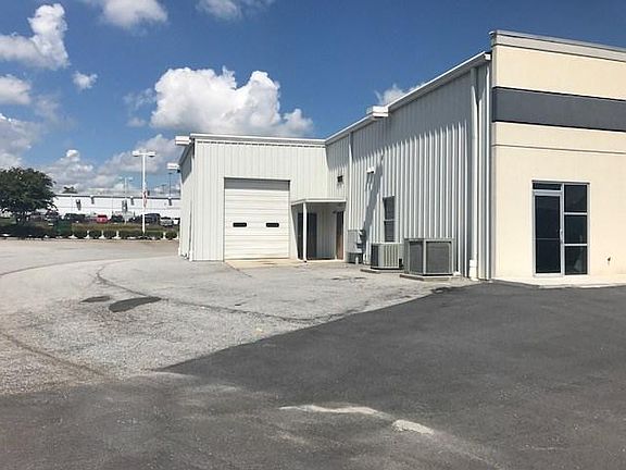 4th image of 1507 Bypass 72 NE