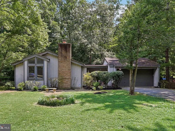 6114 Occoquan Forest Dr, Manassas, VA 20112