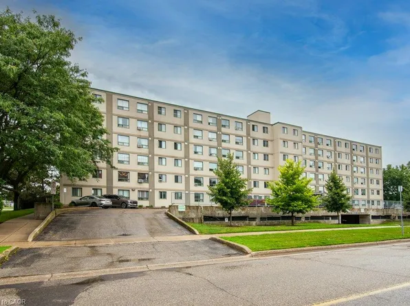 18 Holborn Ct #409, Kitchener, ON N2A 4A1