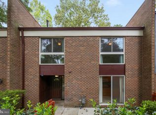 11533 Links Dr, Reston, VA 20190