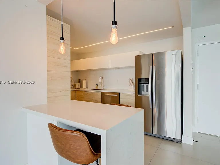 17500 N Bay Rd #S405 — Photo 11