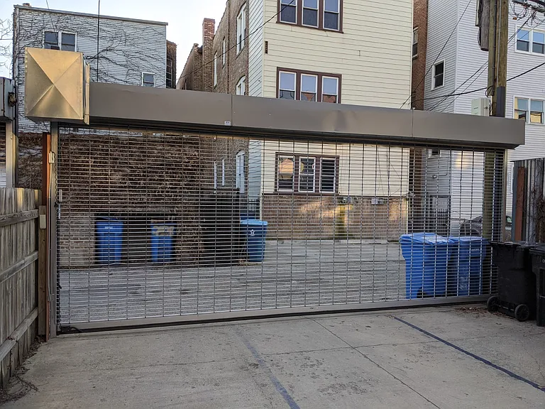 2533 W Cortez St #3 — Photo 22