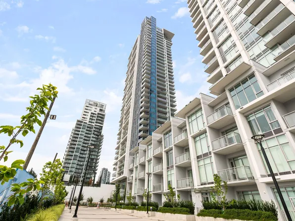 2311 Beta Ave #1604, Burnaby, BC V5C 0M1