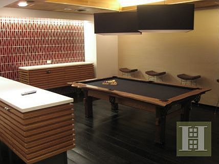 2nd image of 99 John St APT 818