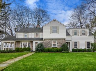 6 Crawford Rd, Harrison, NY 10528