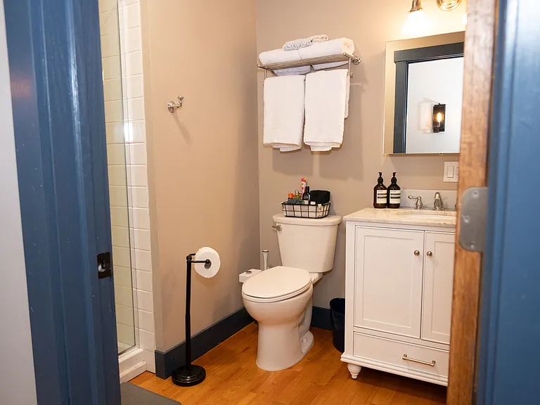 404 Woodstock Rd — Photo 35