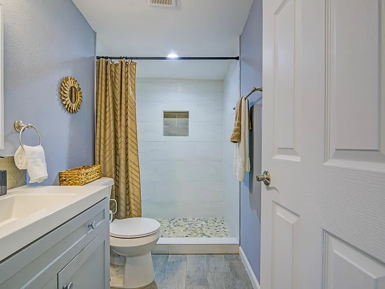 541 Circle Dr — Photo 18