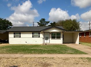 1313 Dallas St, Plainview, TX 79072