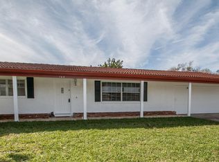 106 Holiday Ln, Cocoa Beach, FL 32931