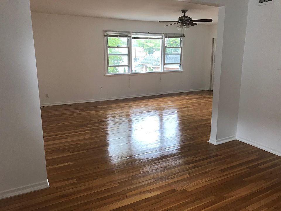 2nd image of 24345 72nd Ave