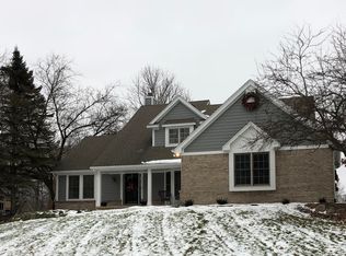11980 Renfrew Ct, Hartland, MI