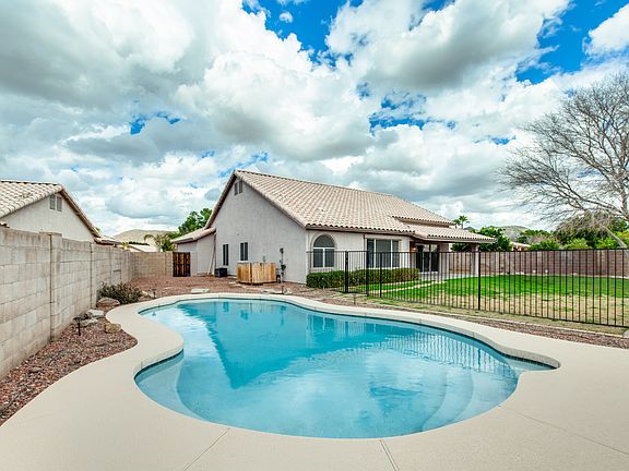 5th image of 6011 W Tonopah Dr