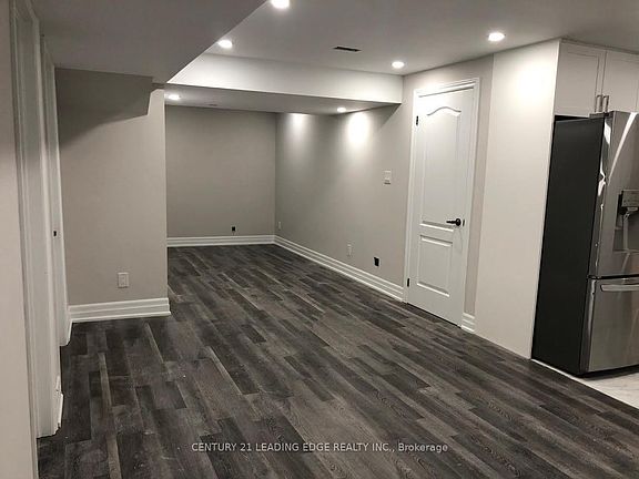 2nd image of 65 Stedford Cres #Basement
