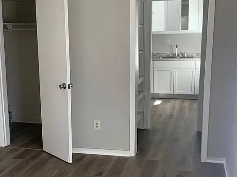 815 Dawson St #2 — Photo 3