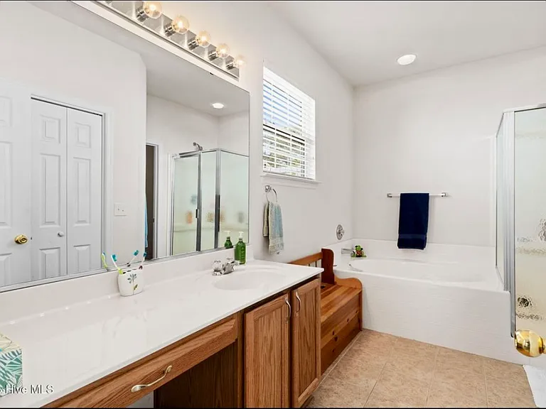 7401 Hermitage Ln — Photo 18