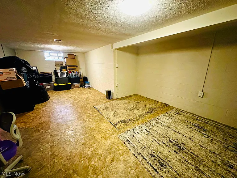 7077 Greenleaf Ave — Photo 24