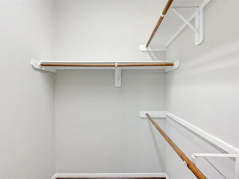 5314 Silver Ledge Dr — Photo 30