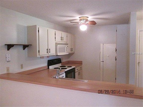 2nd image of 2698 Oak Park Way #103