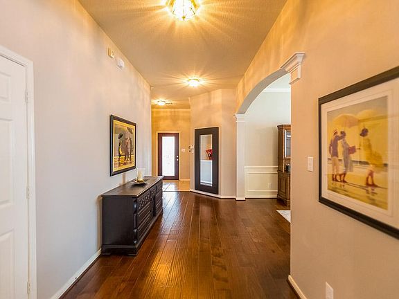 5th image of 6407 Canyon Pointe Ln