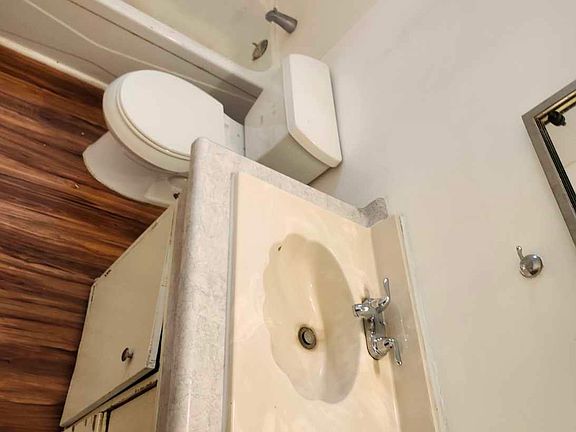 3rd image of 6156 Neff Rd