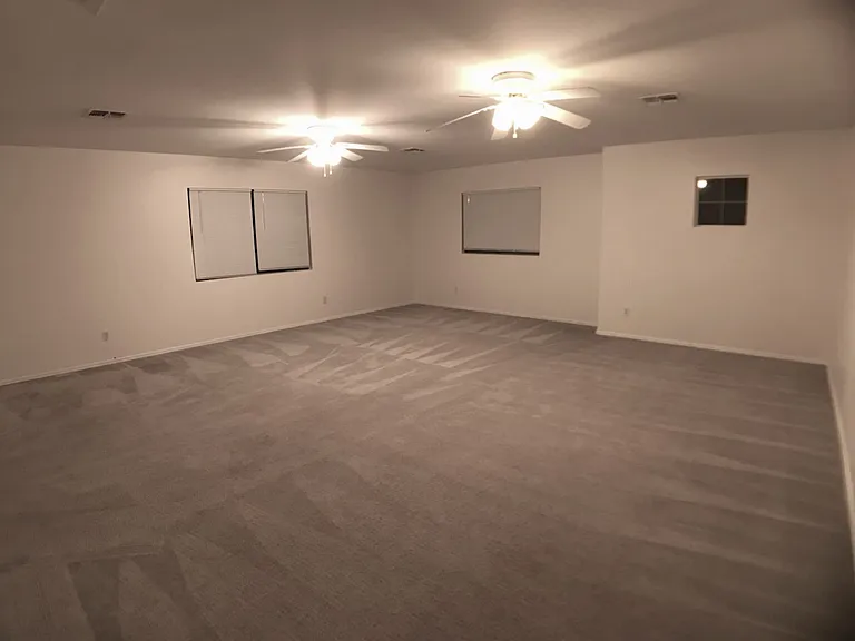 17584 W Acacia Ct — Photo 25