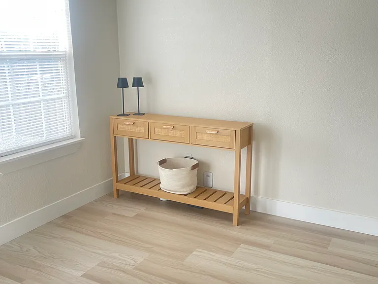 Maple Ave — Photo 10