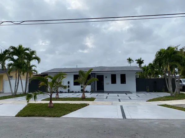 10360 SW 7th St, Sweetwater, FL 33174