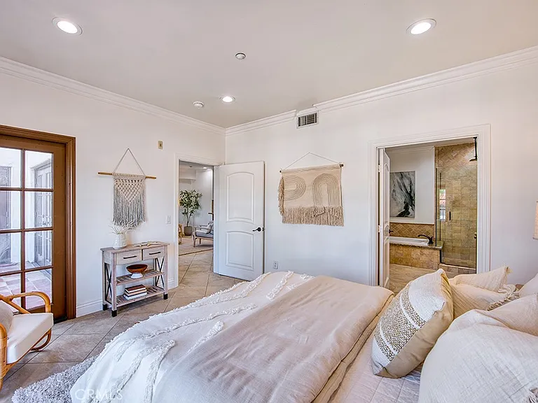 1520 El Camino Real #11 — Photo 8