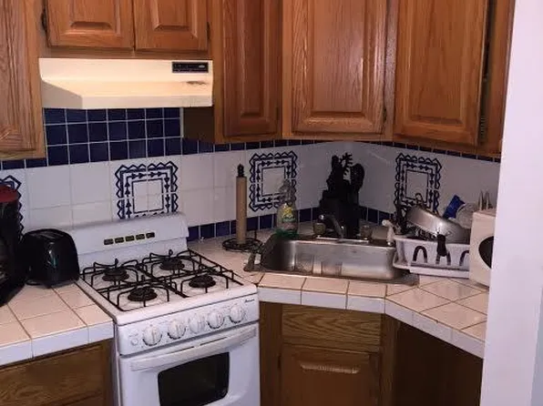 321 Willow Avenue image 4 of 5