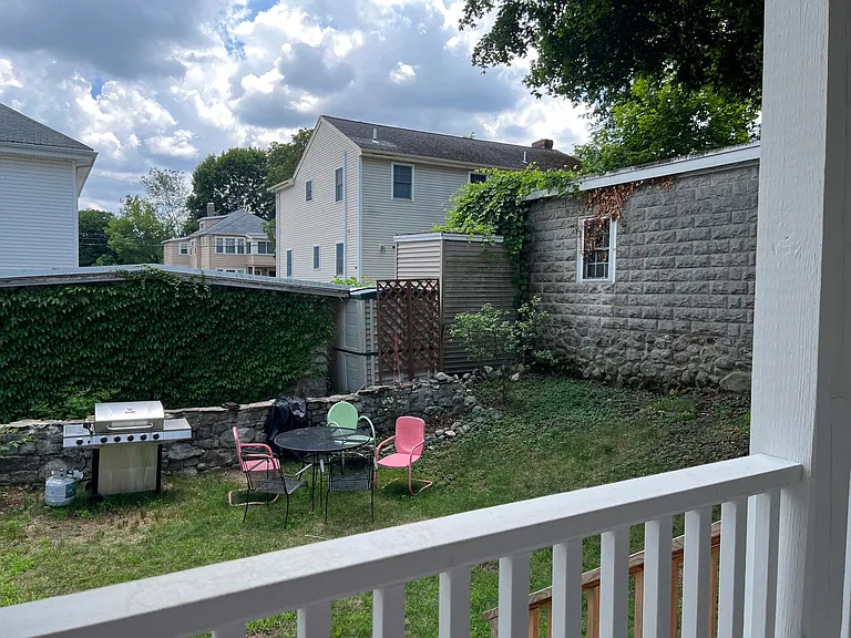 52 Mount Vernon St — Photo 15