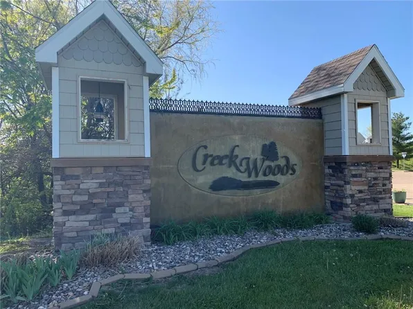 4905 S Creek Woods Dr, Saint Joseph, MO 64507